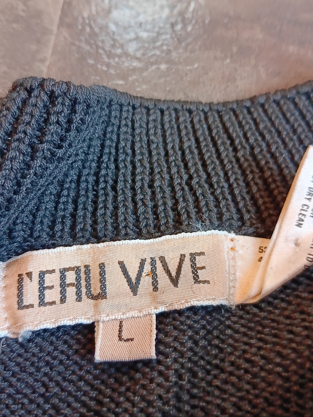 80s Vintage Black Sweater W/ Cream Chain Accent, Slouchy Crewneck Large - Picture 5 of 7